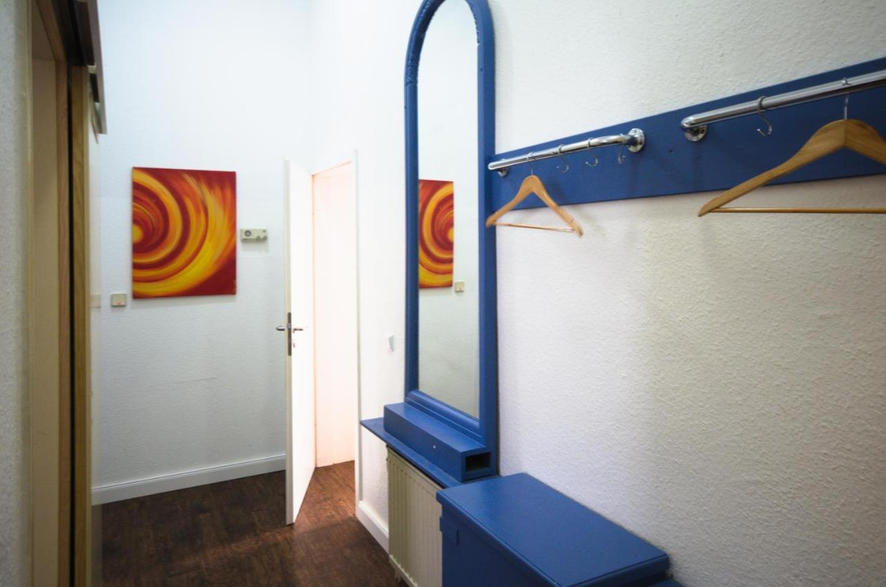 Appartement Altbauwohnung Mit 3 Baedern